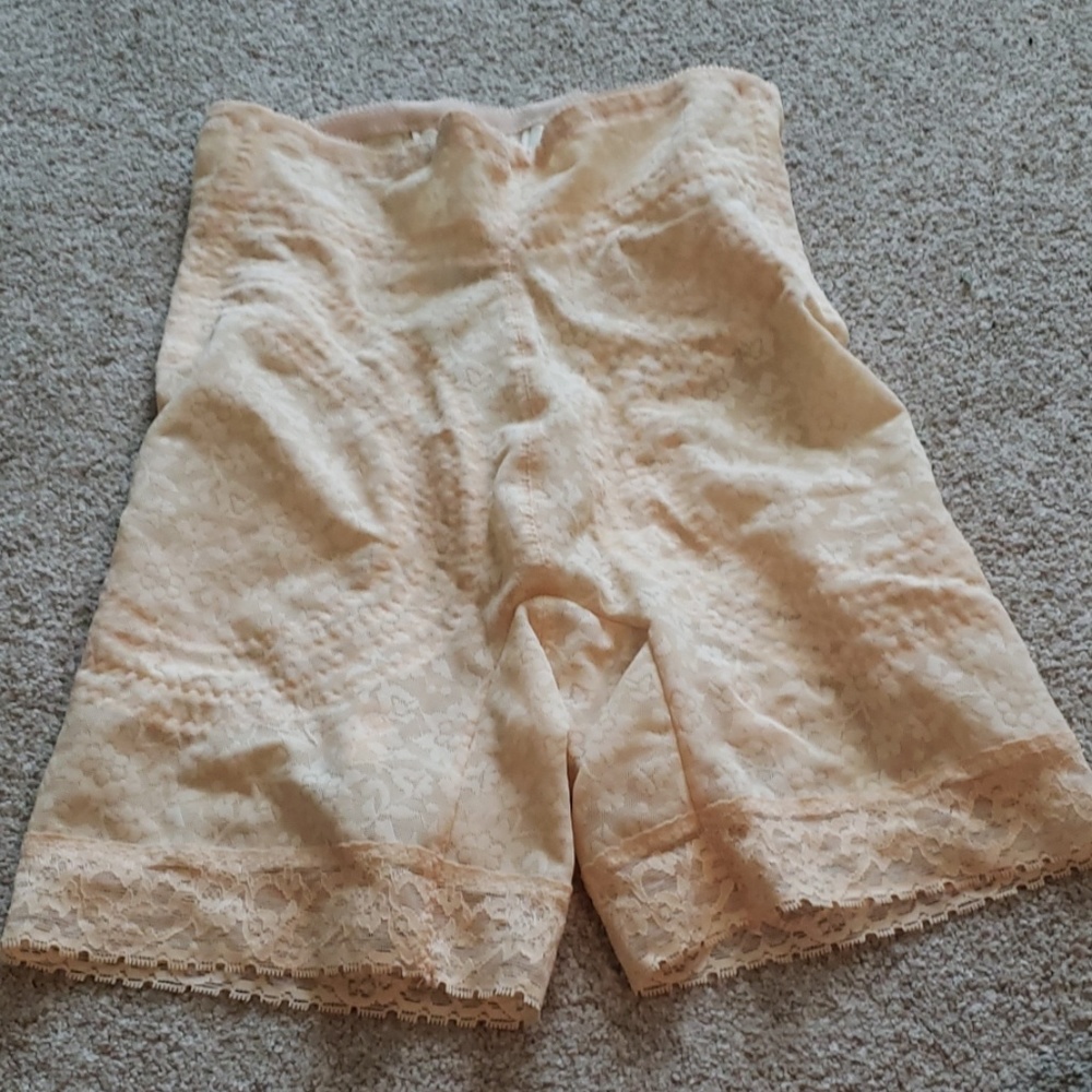 Nwt Shapewear